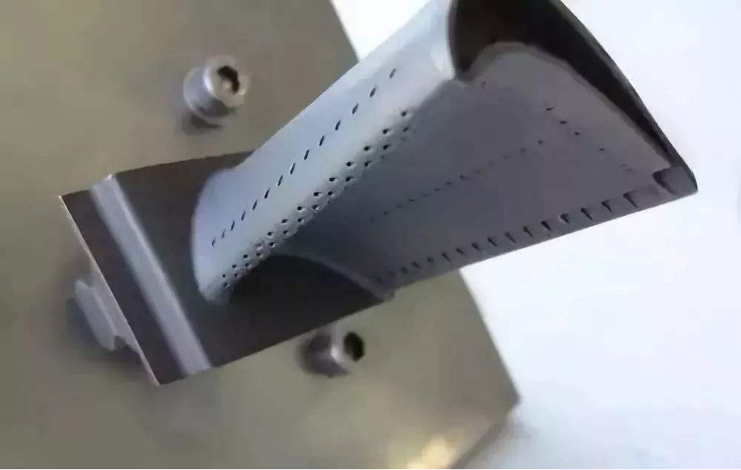 北京液态磨粒流应用案例-叶片气膜孔抛光