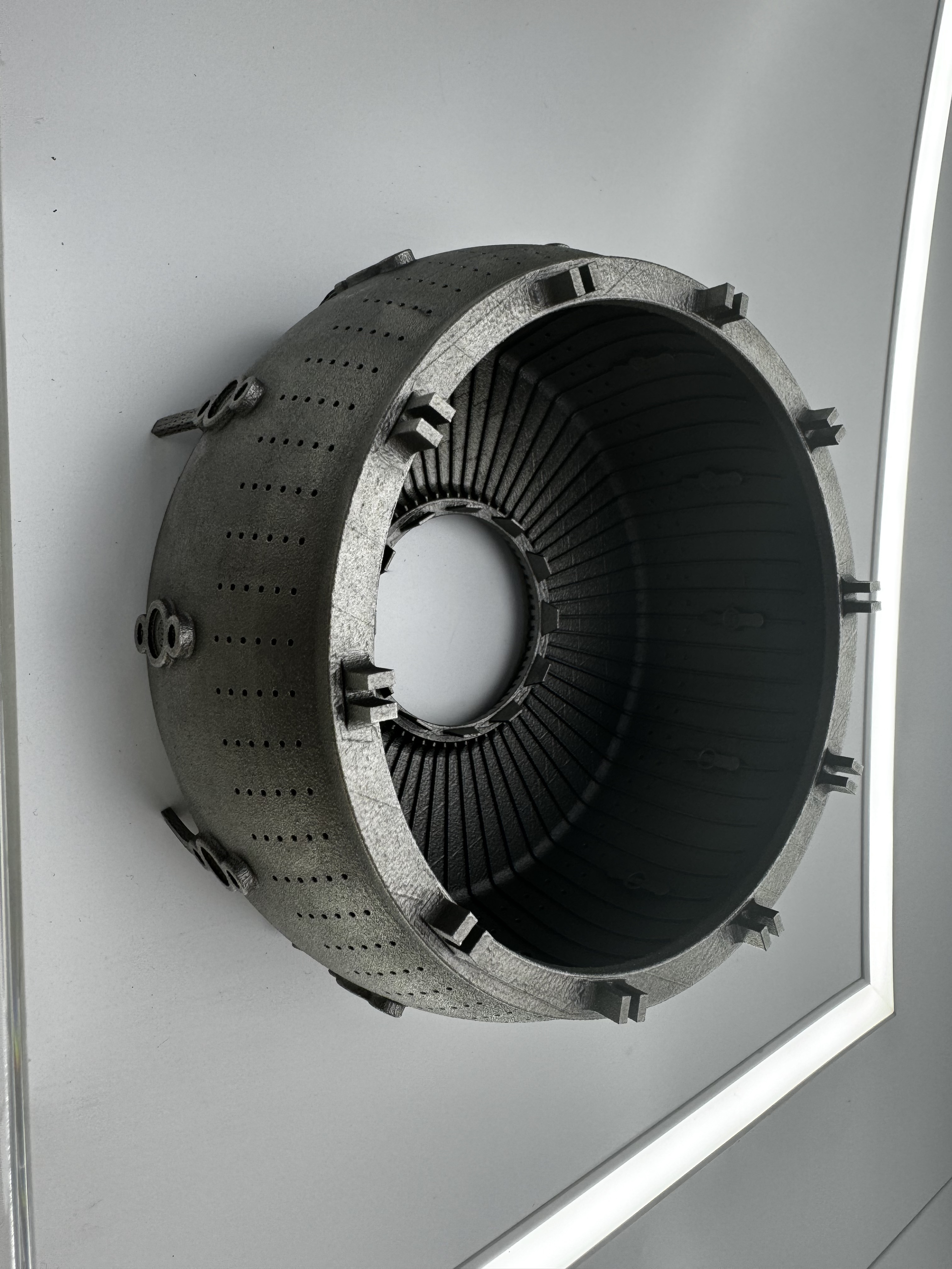 北京液态磨粒流：一种高效且先进的加工技术